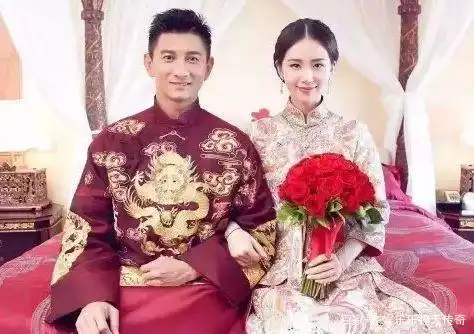 女明星脸上痣的美人_国内雀斑多的女明星_泪痣美女明星推荐