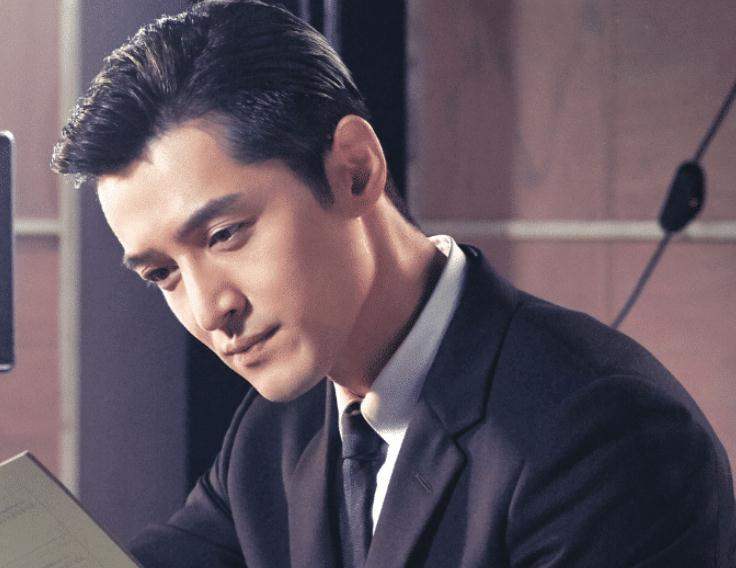 明星怎么才不会被爆黑料,_娱乐圈最不容易被黑的明星_何炅彭于晏胡歌张梓琳